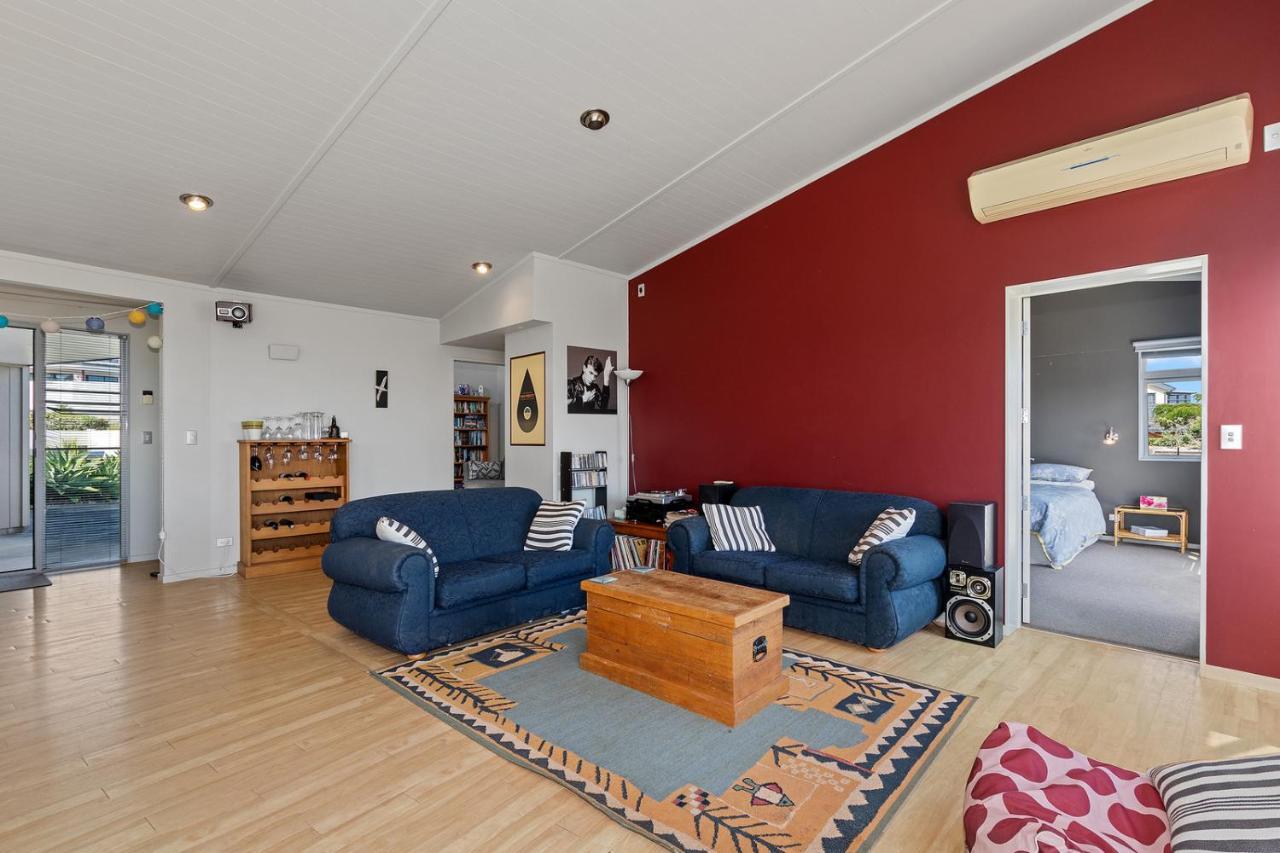 Restful Ruakaka - Ruakaka Holiday Home Exterior foto
